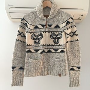 Aritzia sea to sky cowichan wool sweater / cardigan Sz small NWOT